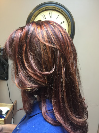 Hair Salon «BoRics Hair Care», reviews and photos, 3313 N Green River Rd, Evansville, IN 47715, USA