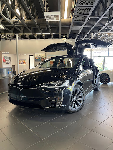 Used Car Dealer «iAUTOHAUS», reviews and photos, 1876 E Broadway Rd, Tempe, AZ 85282, USA