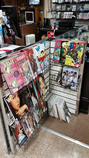 Record Store «Exile on Main Street», reviews and photos, 100 N Chestnut St #120, Champaign, IL 61820, USA