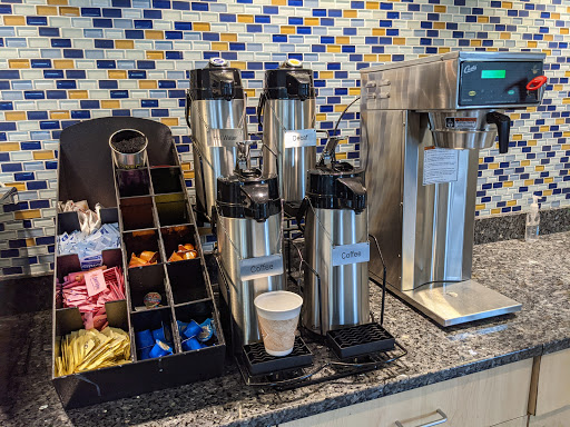 Chevrolet Dealer «Jack Maxton Chevrolet», reviews and photos, 700 E Dublin Granville Rd, Columbus, OH 43085, USA