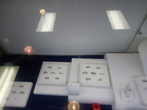 Pawn Shop «iPawn Little Rock», reviews and photos, 11108 N Rodney Parham Rd, Little Rock, AR 72212, USA