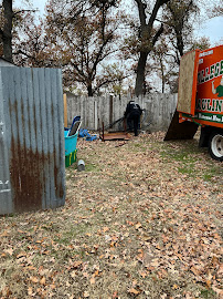 College Hunks Hauling Junk and Moving Mustang - Photo 6 - Car repair in Mustang, OK, Oklahoma City
