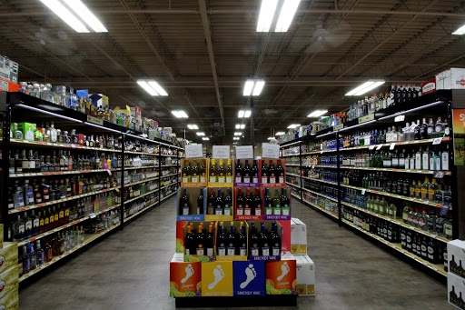 Liquor Store «Wine Warehouse of Gloucester Twp», reviews and photos, 1460 Blackwood Clementon Rd, Clementon, NJ 08021, USA