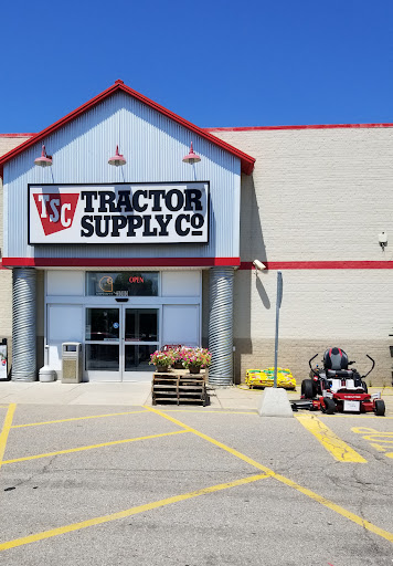 Home Improvement Store «Tractor Supply Co.», reviews and photos, 3000 Van Horn Rd, Trenton, MI 48183, USA