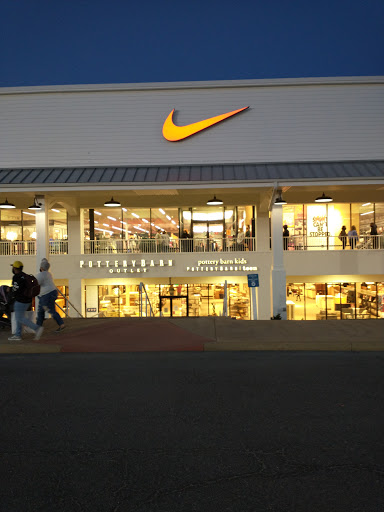 Outlet Mall «Tanger Outlet Lancaster», reviews and photos, 311 Stanley K. Tanger Blvd, Lancaster, PA 17602, USA