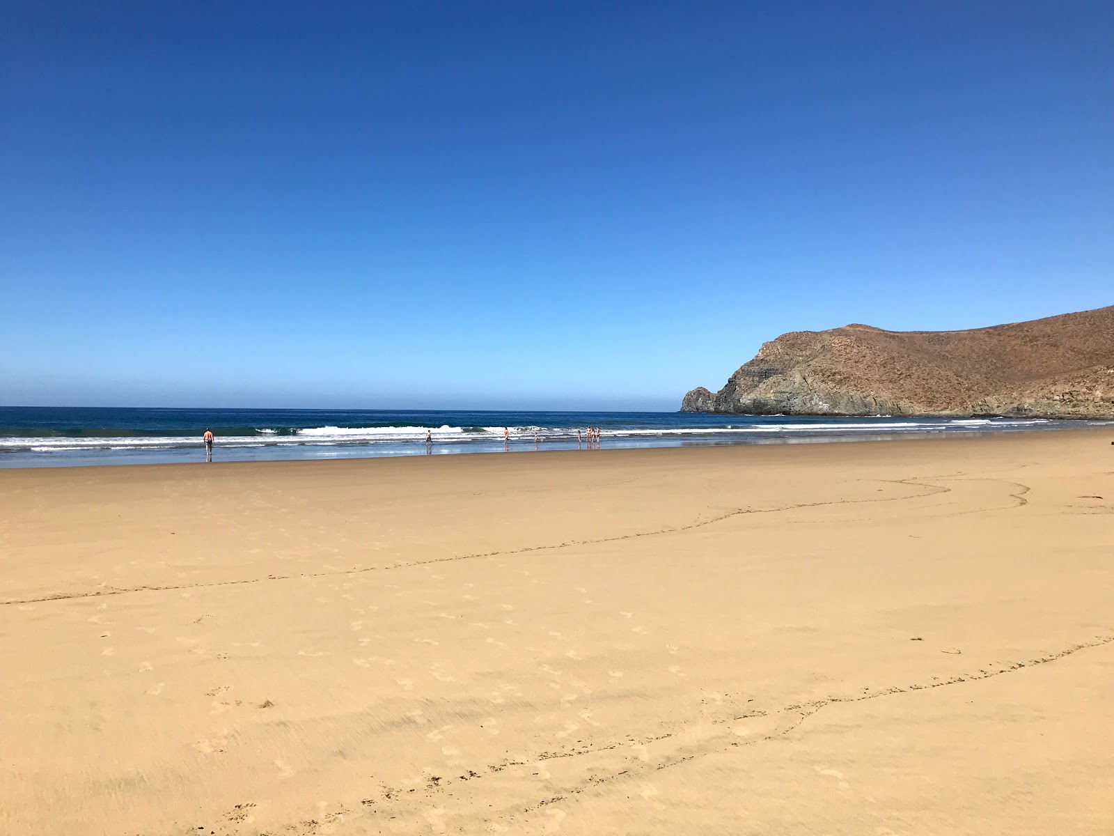 Zdjęcie Playa Las Palmas z przestronna zatoka