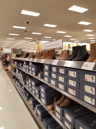 Department Store «Target», reviews and photos, 325 New Byhalia Rd, Collierville, TN 38017, USA