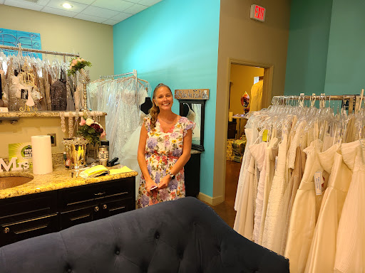 Bridal Shop «Bearer of the Bling Bridal», reviews and photos, 6125 54th Ave N Unit A, Kenneth City, FL 33709, USA
