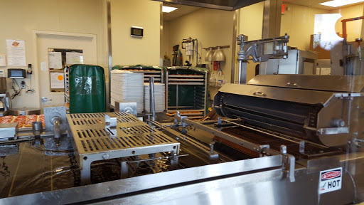 Donut Shop «Krispy Kreme Roanoke», reviews and photos, 1625 Hershberger Rd NW, Roanoke, VA 24012, USA