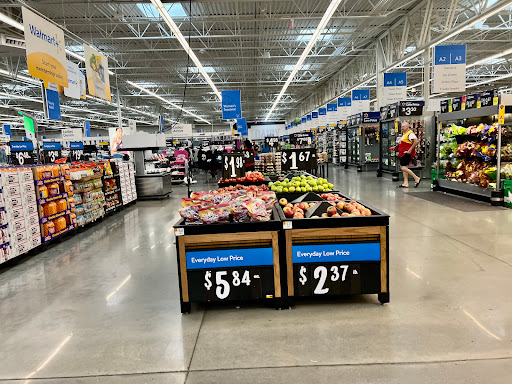Discount Store «Walmart», reviews and photos, 2140 Bloomingdale Ave, Valrico, FL 33596, USA