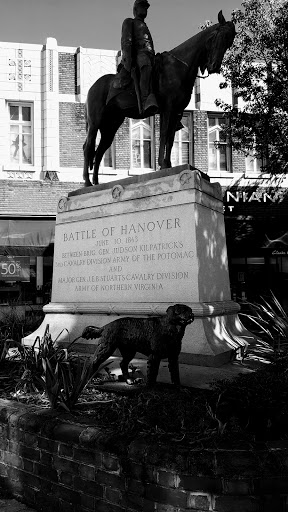 Shoe Store «Clarks Bostonian Outlet», reviews and photos, 30 Center Square, Hanover, PA 17331, USA