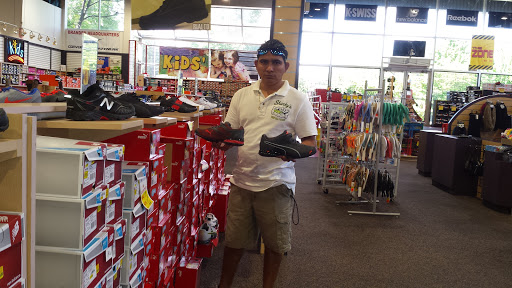 Shoe Store «Shoe Dept.», reviews and photos, 3510 Mall Blvd NW, Duluth, GA 30096, USA