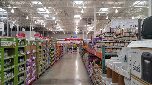 Warehouse store «Costco Wholesale», reviews and photos, 3250 Northlake Blvd, Lake Park, FL 33403, USA