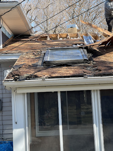 Roofing Contractor «Sunset Maintenance LLC», reviews and photos, 3220 Lehigh St, Caledonia, NY 14423, USA