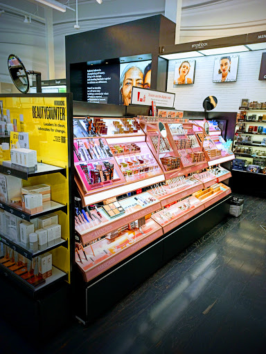 Cosmetics Store «SEPHORA», reviews and photos, 2083 Union St, San Francisco, CA 94123, USA