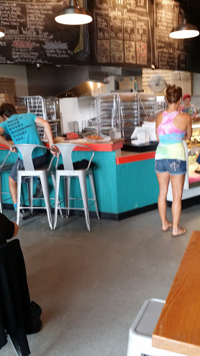 Donut Shop «Wake N Bake Donuts - Carolina Beach», reviews and photos, 1401 N Lake Park Blvd Suite 46, Carolina Beach, NC 28428, USA
