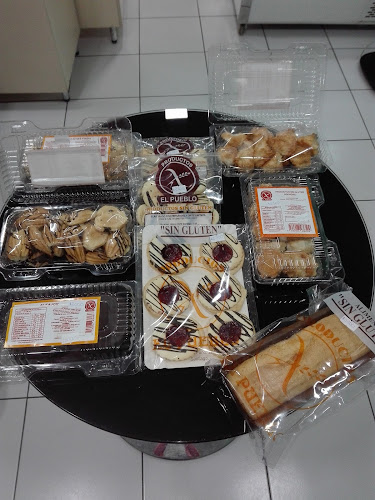 Opinii despre Nativo Cafe San Fernando în San Fernando - Cafetería