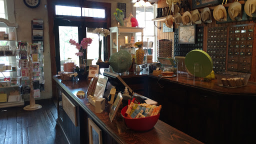 General Store «Camp Verde General Store», reviews and photos, 285 Camp Verde Rd E, Center Point, TX 78010, USA