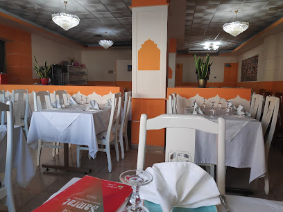  Samrat  Restaurante Hindú - Carrer de Picasso, 2, 12005 Castelló de la Plana, Castelló, Spain