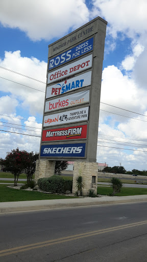 Clothing Store «Ross Dress for Less», reviews and photos, 8540 Fourwinds Dr, Windcrest, TX 78239, USA