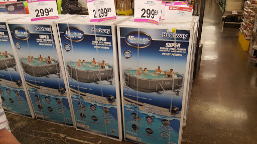 Department Store «Bi-Mart», reviews and photos, 1813 S Molalla Ave, Oregon City, OR 97045, USA