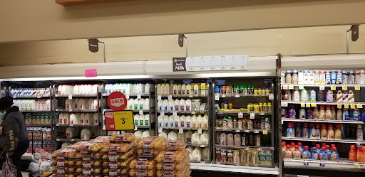 Grocery Store «Stop & Shop», reviews and photos, 13440 Springfield Blvd, Springfield Gardens, NY 11413, USA