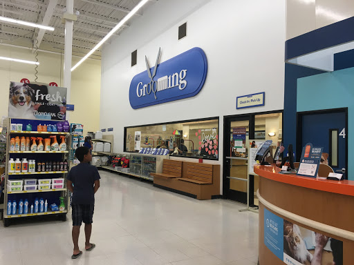 Pet Supply Store «PetSmart», reviews and photos, 1520 Pleasant Valley Rd, Manchester, CT 06042, USA