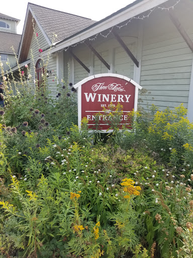 Winery «Three Lakes Winery», reviews and photos, 6971 Gogebic St, Three Lakes, WI 54562, USA