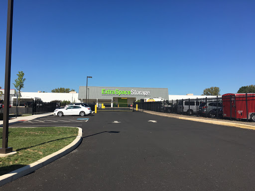 Storage Facility «Extra Space Storage», reviews and photos, 915 Lincoln Hwy, Morrisville, PA 19067, USA
