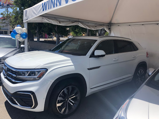 Volkswagen Dealer «Livingston Volkswagen», reviews and photos, 21141 Ventura Blvd, Woodland Hills, CA 91364, USA