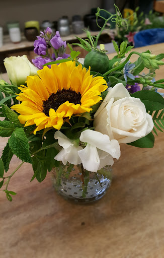 Florist «Mercer Island Florist», reviews and photos, 3006 78th Ave SE, Mercer Island, WA 98040, USA