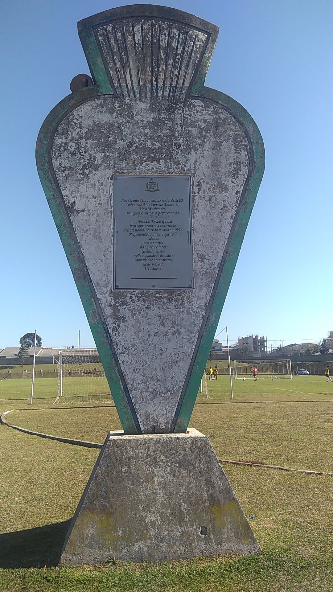 Monumento Pinhão Gigante