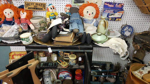 Antique Store «Treasures At Century Plaza», reviews and photos, 3702 Century Dr, Fort Smith, AR 72903, USA