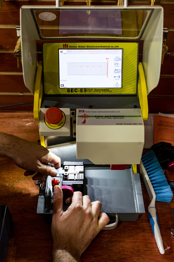 Locksmith «The Locksmith House», reviews and photos, 880 Wyckoff Ave, Brooklyn, NY 11237, USA