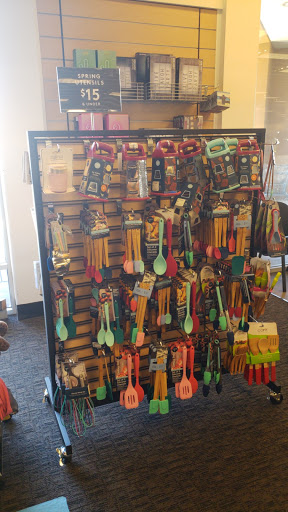 Shopping Mall «Marina Square Center», reviews and photos, 1201 Marina Blvd, San Leandro, CA 94577, USA