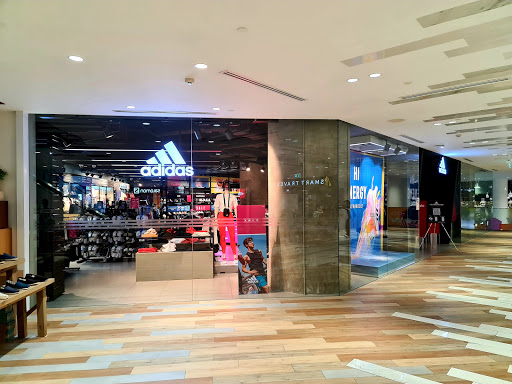 adidas Performance Store, Siam Discovery