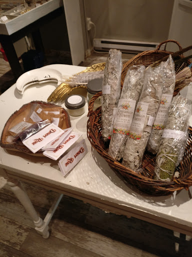 Florist «Snapdragon Flowers and Gifts», reviews and photos, 5015 Baltimore Ave, Philadelphia, PA 19143, USA