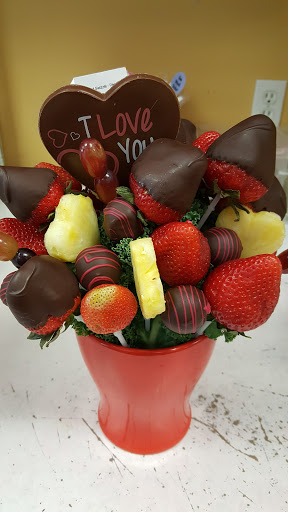 Gift Shop «Edible Arrangements», reviews and photos, 3571 S Tower Rd, Aurora, CO 80013, USA