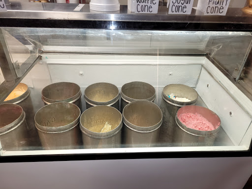 Ice Cream Shop «Ranison Ice Cream & Candy», reviews and photos, 706 16th St S, La Crosse, WI 54601, USA