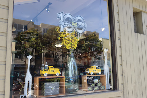 Shoe Store «SHOES-n-FEET», reviews and photos, 2398 Lombard St, San Francisco, CA 94123, USA