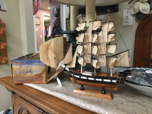 Thrift Store «Humane Society of St Lucie County Thrift Store», reviews and photos, 1001 W Midway Rd, Fort Pierce, FL 34982, USA