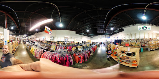 Thrift Store «Saint Vincent de Paul Thrift Store of Plano», reviews and photos, 3305 N Central Expy #280, Plano, TX 75023, USA