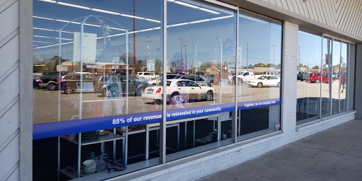 Thrift Store «Goodwill Colonial Heights Retail Store», reviews and photos