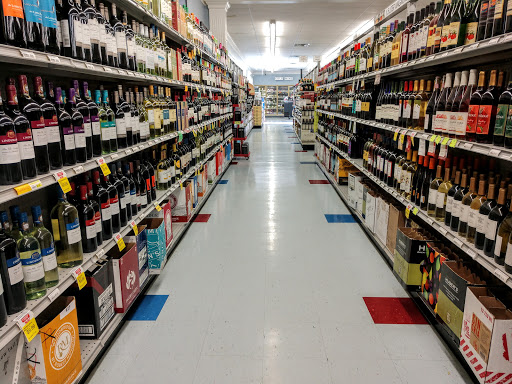 Liquor Store «Evergreen Liquors», reviews and photos, 12017 Shelbyville Rd, Louisville, KY 40243, USA
