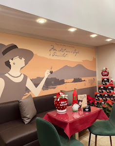Tiffany Caffè Piazza Giuseppe di Vittorio, 30, 80144 Napoli NA, Italia