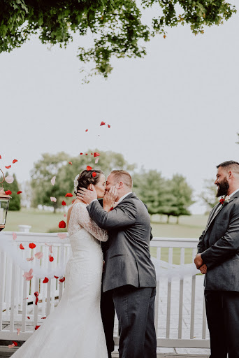 Country Club «Hartley Hills Country Club», reviews and photos, 201 Woodpecker Rd N, Hagerstown, IN 47346, USA