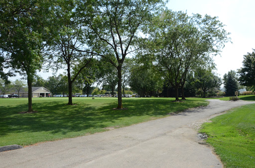 Golf Course «Links At Carillon Golf Course», reviews and photos, 21200 S Carillon Dr, Plainfield, IL 60544, USA