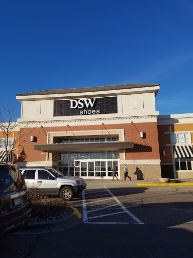 Shoe Store «DSW Designer Shoe Warehouse», reviews and photos, 9200 Hudson Rd, Woodbury, MN 55125, USA