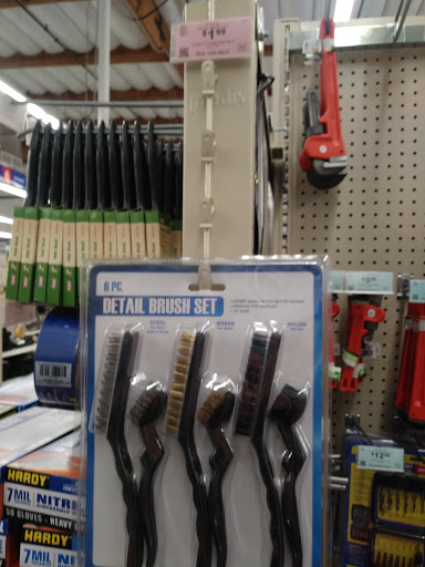 Hardware Store «Harbor Freight Tools», reviews and photos, 1019 N State College Blvd, Anaheim, CA 92806, USA