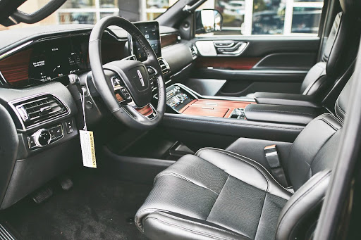 Car Dealer «Lincoln & Mazda of Olympia», reviews and photos, 2201 Carriage St SW, Olympia, WA 98502, USA